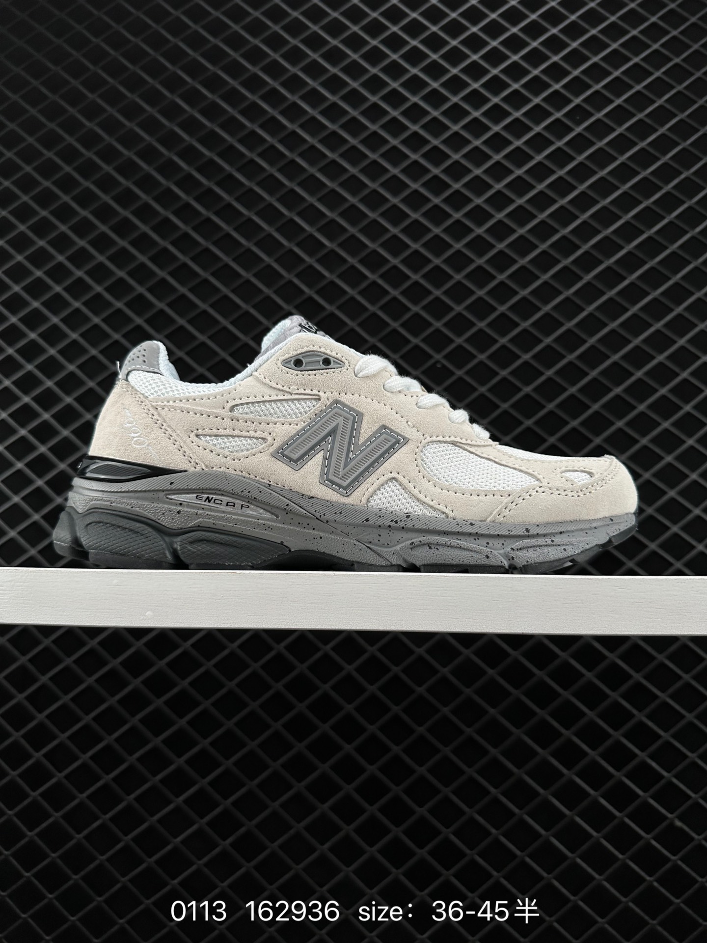 New Balance NB990